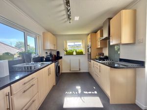 Photo 7- click for photo gallery